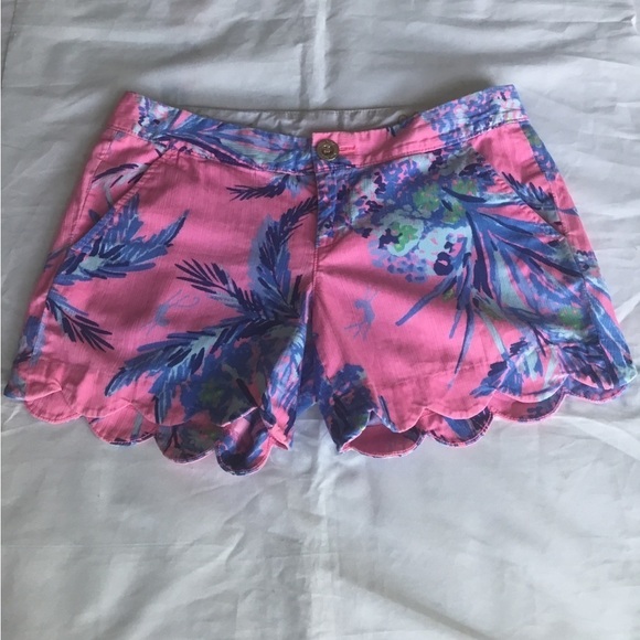 LILLY PULITZER BUTTERCUP SHORT SIZE 00 - Picture 1 of 6